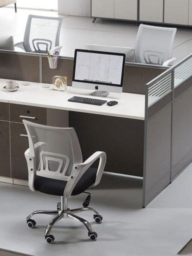 cropped-office-deak.jpg